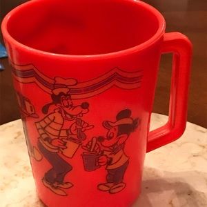 Vintage Walt Disney Eagle Brand Plastic Mug Cup